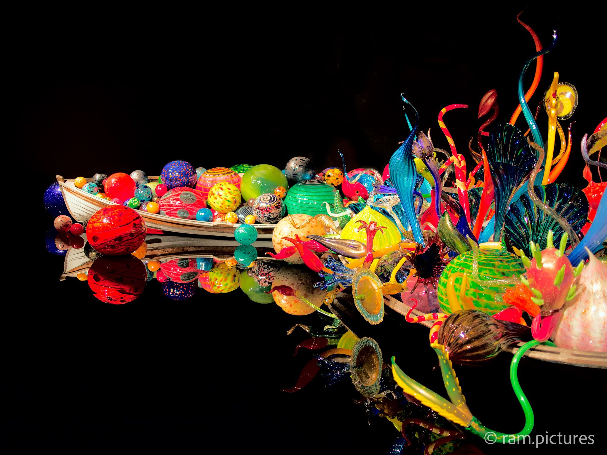 Chihuly Garden and Glass, Seattle