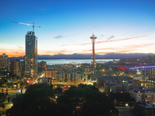 Seattle skyline at dusk, South Lake Union